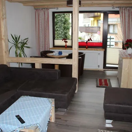 ホテル Landhaus Alpina